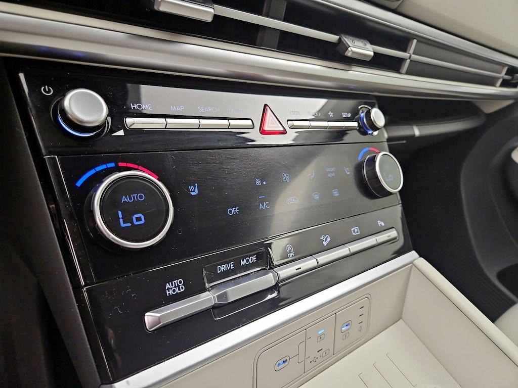 used 2024 Hyundai Santa Fe car, priced at $31,998