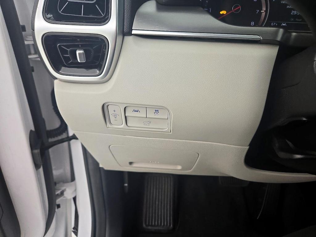 used 2021 Kia Sorento car, priced at $27,998