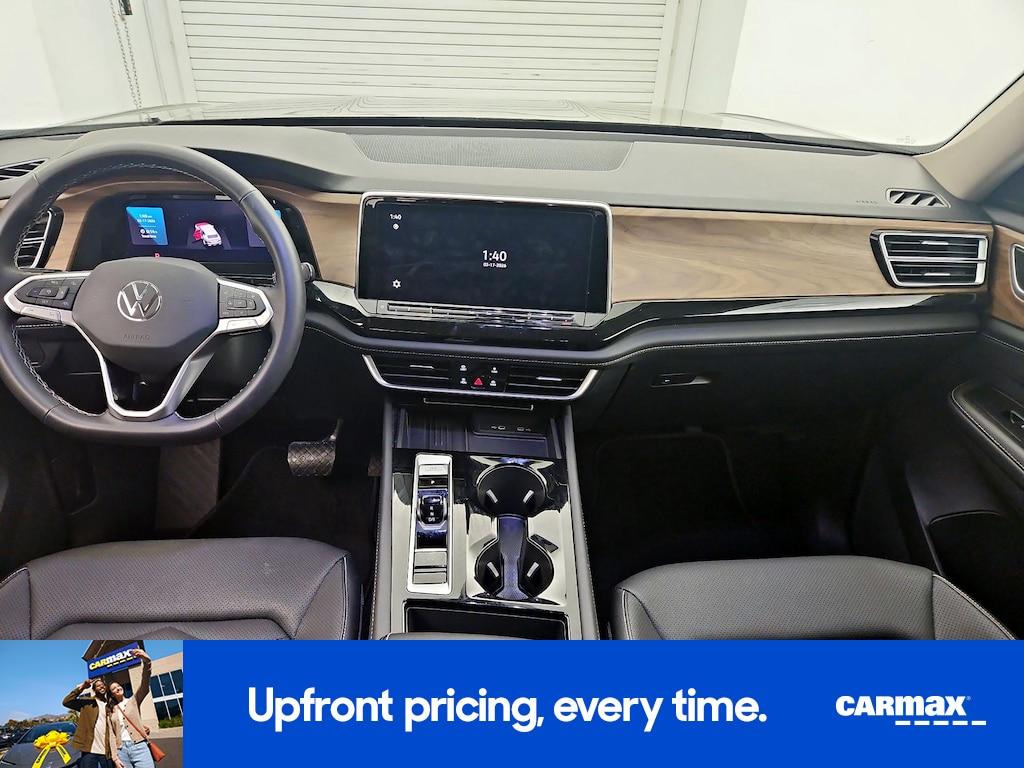 used 2025 Volkswagen Atlas car, priced at $35,998