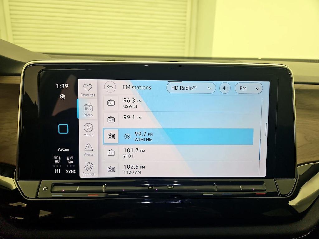 used 2025 Volkswagen Atlas car, priced at $35,998