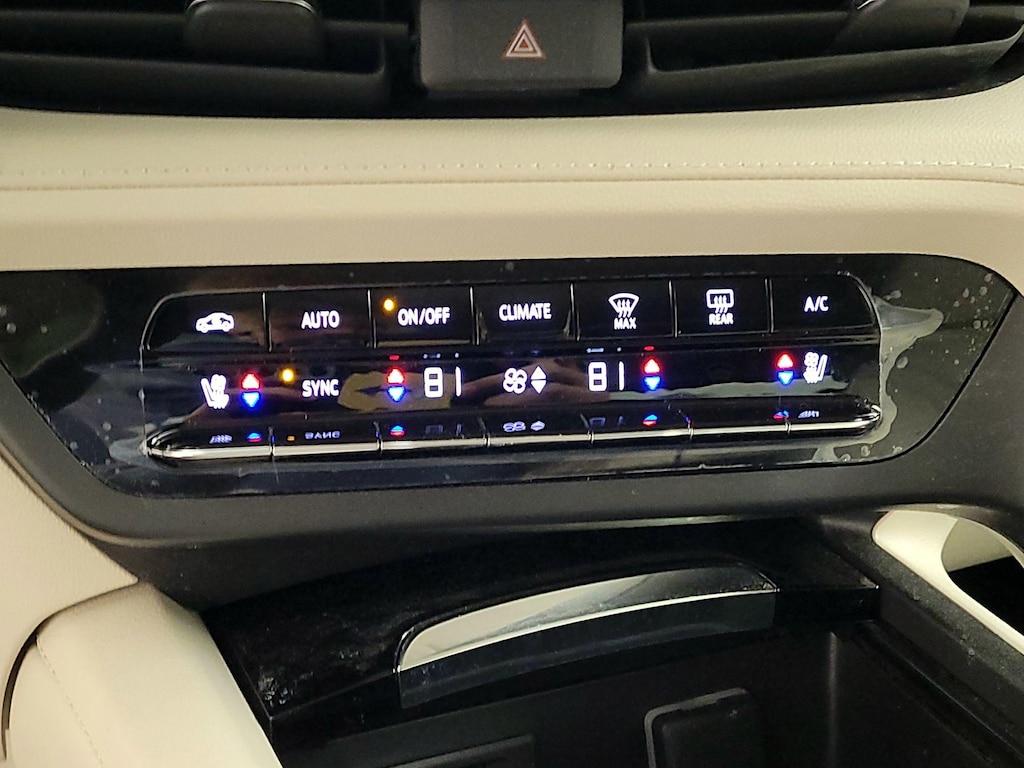 used 2023 Buick Envision car, priced at $30,998