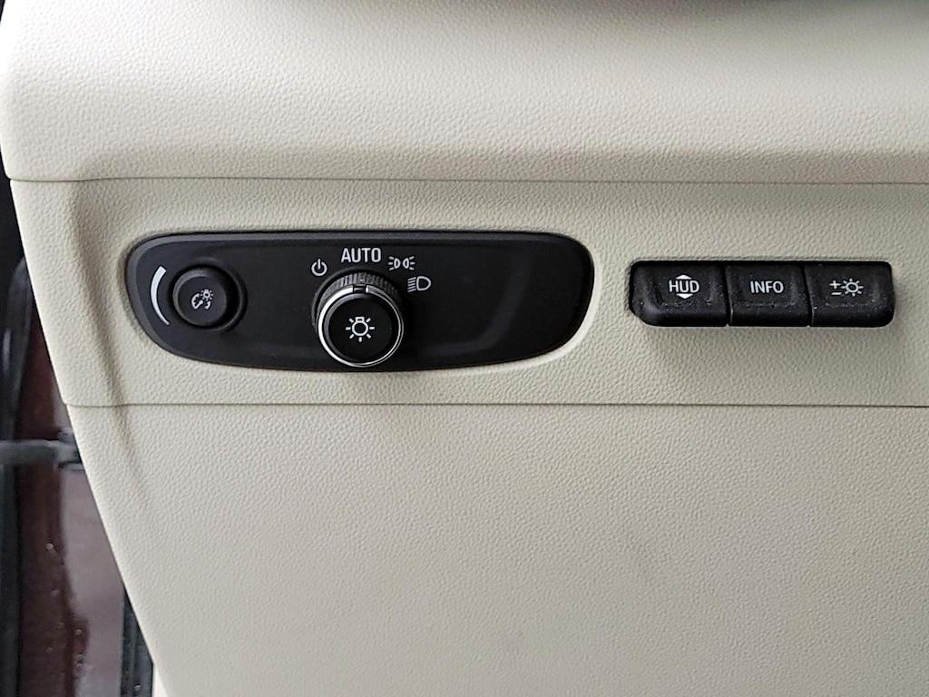 used 2023 Buick Envision car, priced at $30,998