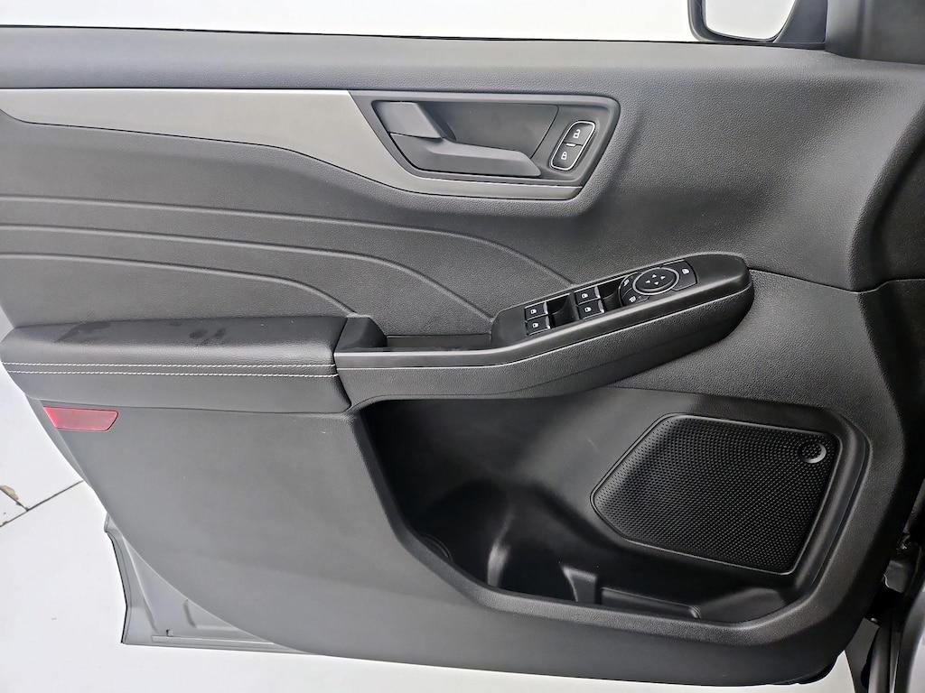 used 2025 Ford Escape car, priced at $22,998