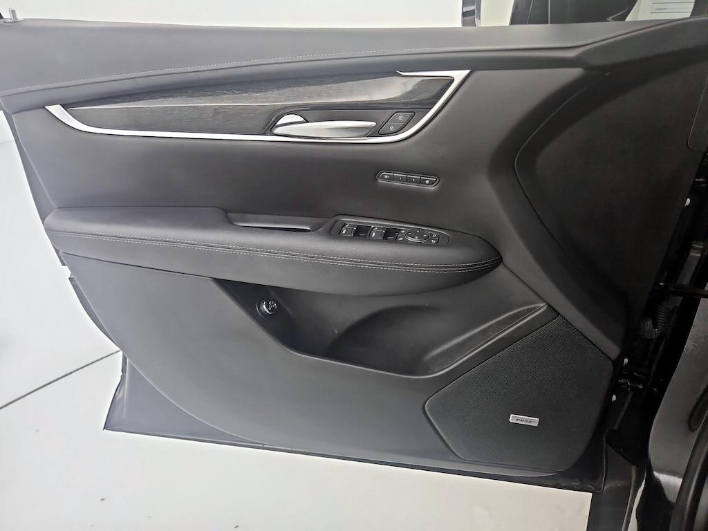 used 2021 Cadillac XT5 car, priced at $30,998