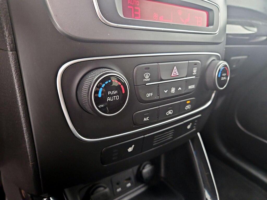 used 2015 Kia Sorento car, priced at $13,998