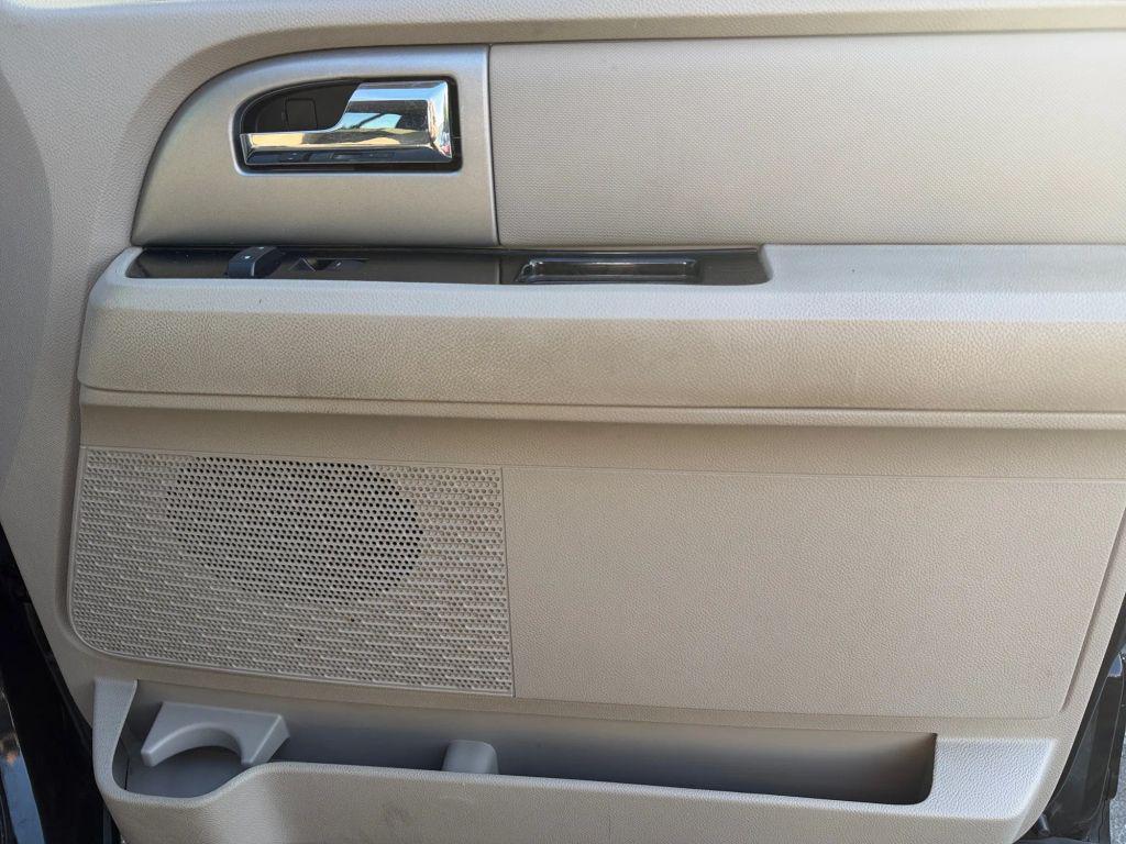 used 2014 Ford Expedition car, priced at $6,500
