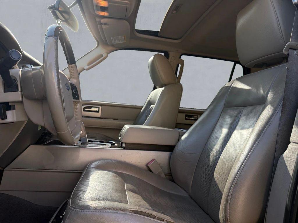 used 2014 Ford Expedition car, priced at $6,500
