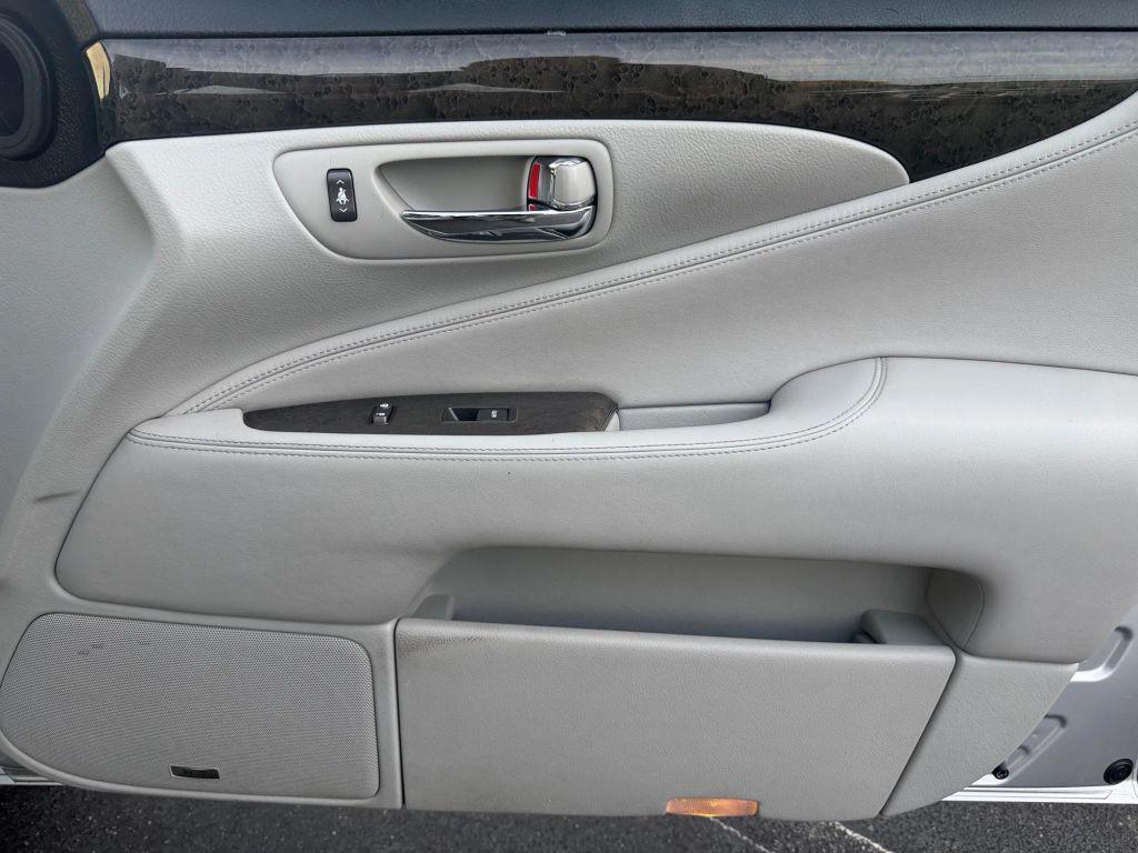 used 2007 Lexus LS 460 car, priced at $12,757