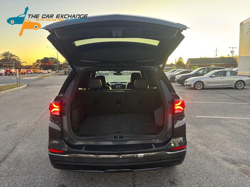 used 2022 Chevrolet Equinox car, priced at $21,000