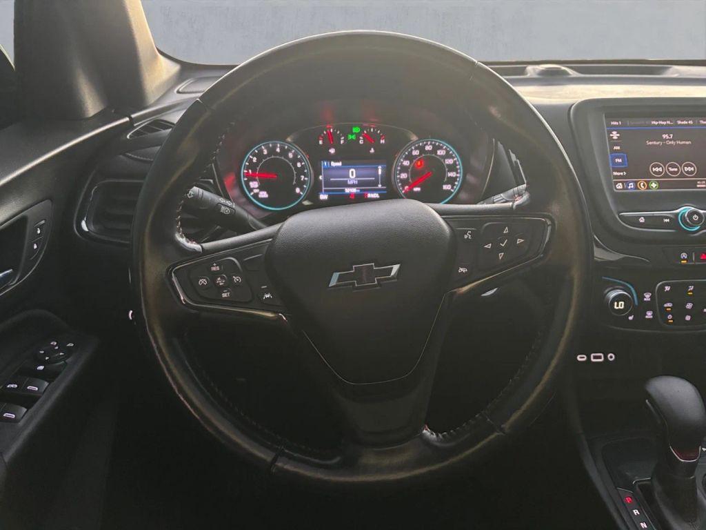 used 2022 Chevrolet Equinox car, priced at $21,000