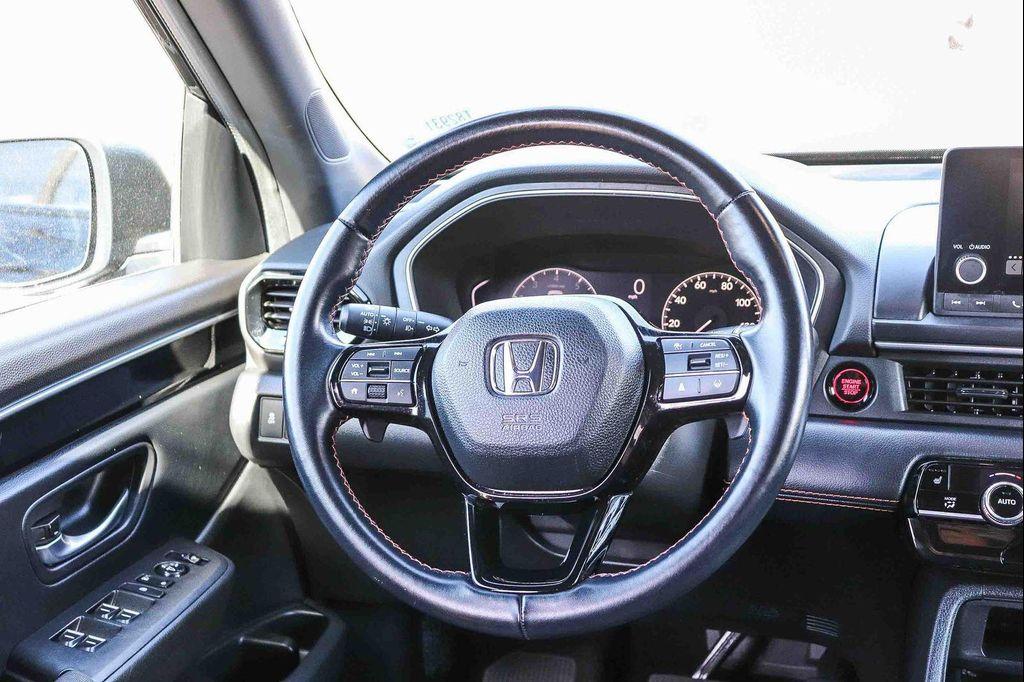 used 2024 Honda Pilot car, priced at $37,073
