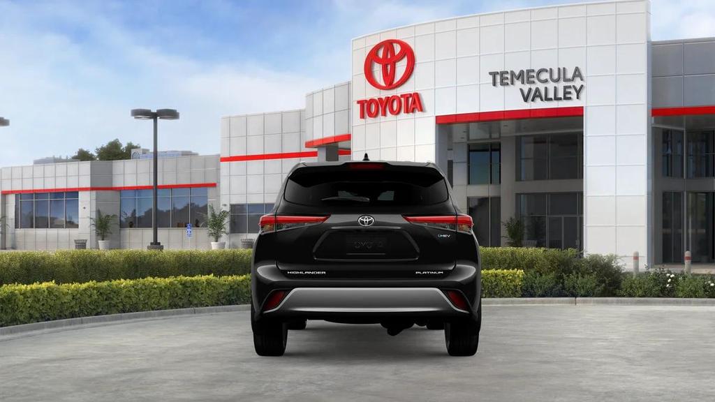 new 2026 Toyota Highlander Hybrid car, priced at $58,250