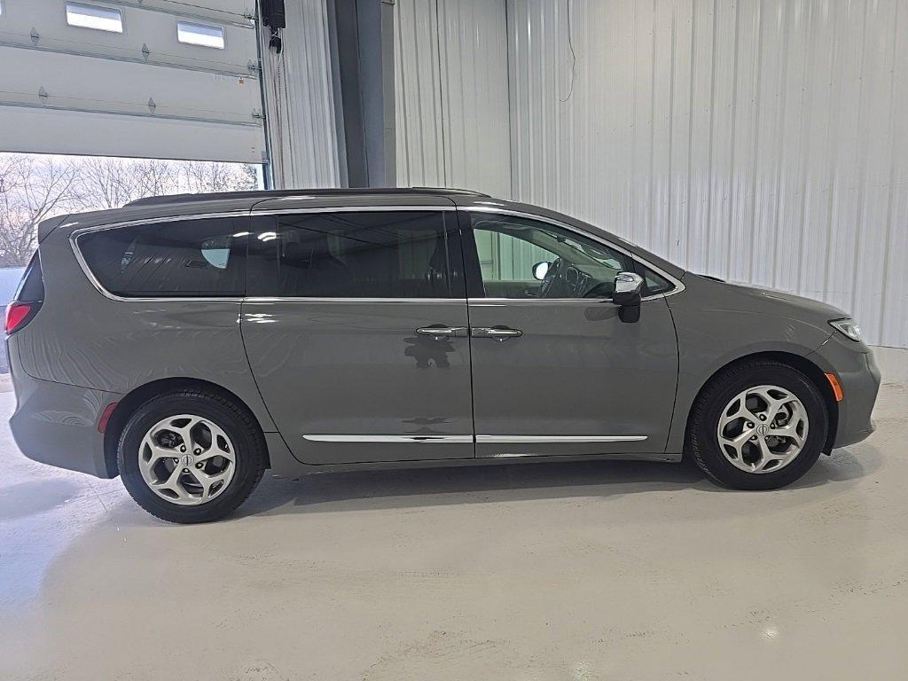 used 2023 Chrysler Pacifica car, priced at $28,700