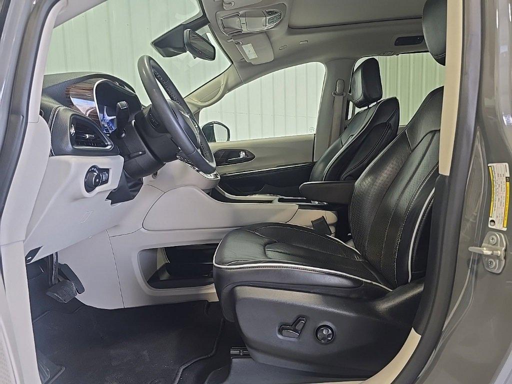 used 2023 Chrysler Pacifica car, priced at $28,700