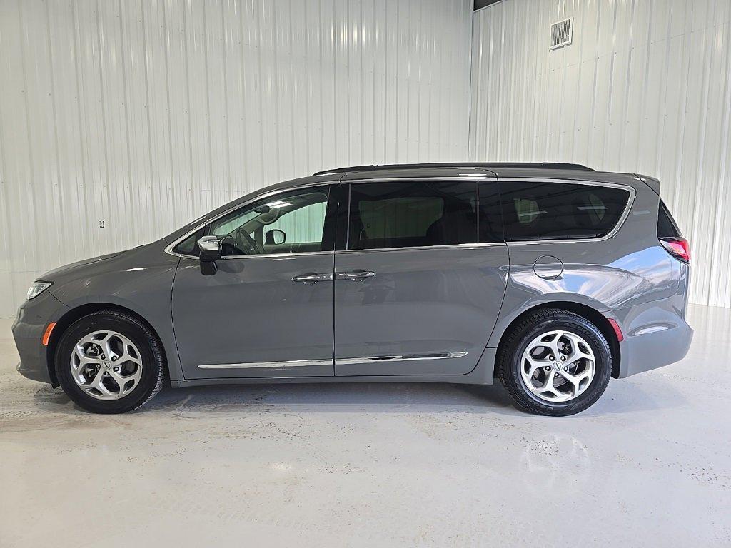 used 2023 Chrysler Pacifica car, priced at $28,700