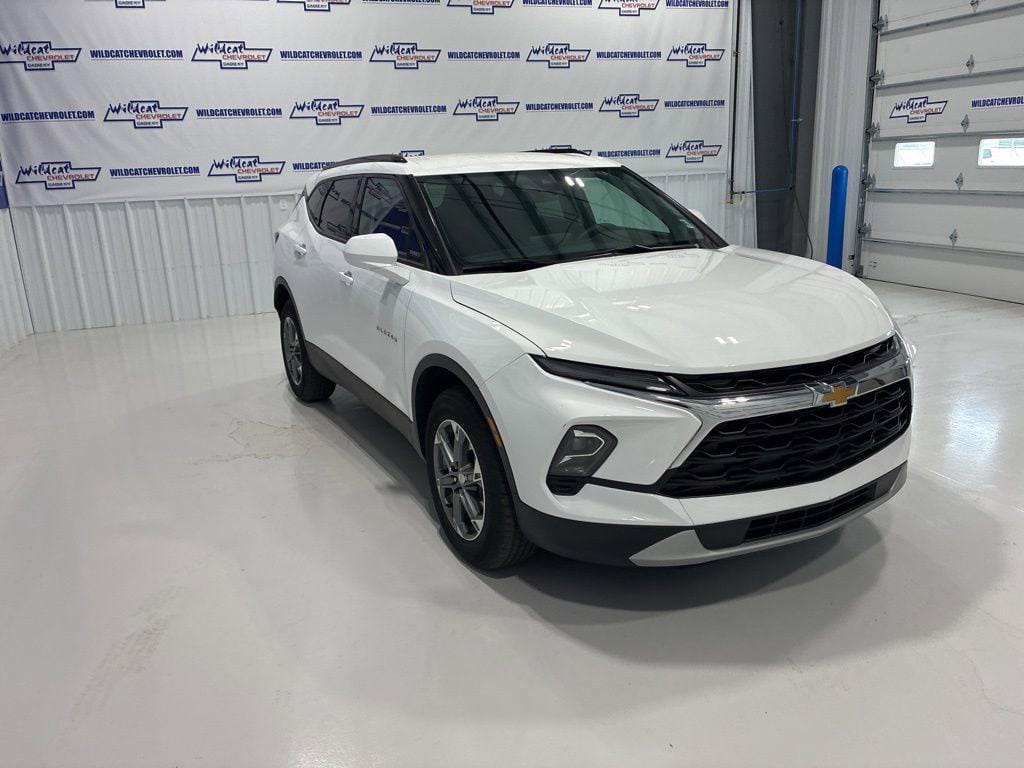 used 2024 Chevrolet Blazer car, priced at $28,901