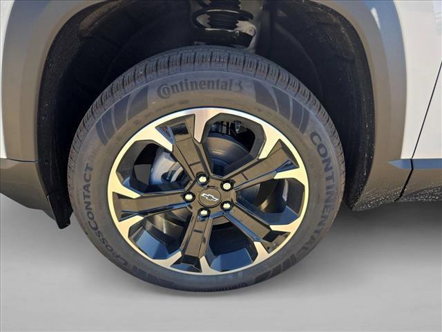 new 2026 Chevrolet Equinox car, priced at $32,105