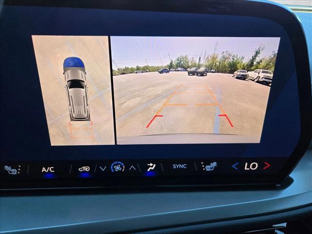 new 2026 Chevrolet Traverse car, priced at $41,081