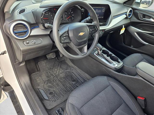 used 2025 Chevrolet Trax car, priced at $19,995