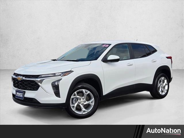 used 2025 Chevrolet Trax car, priced at $19,995