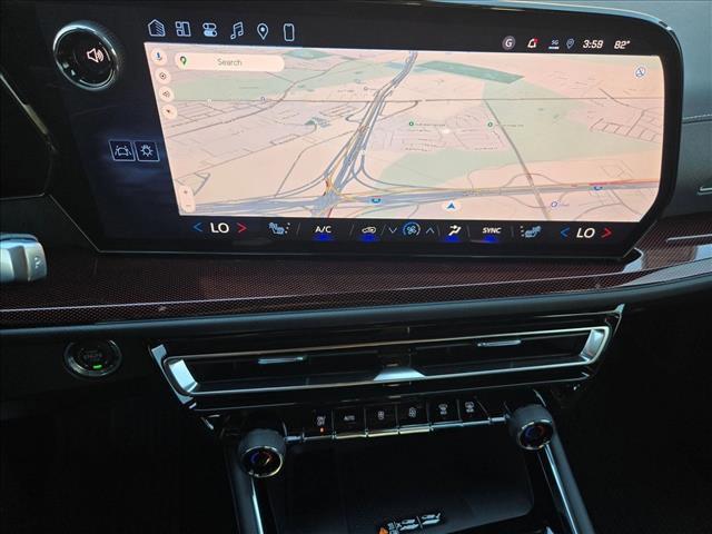 new 2026 Chevrolet Traverse car, priced at $49,011