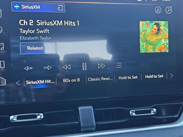 new 2026 Chevrolet Equinox car, priced at $32,568