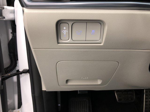 used 2024 Kia Sorento car, priced at $34,988