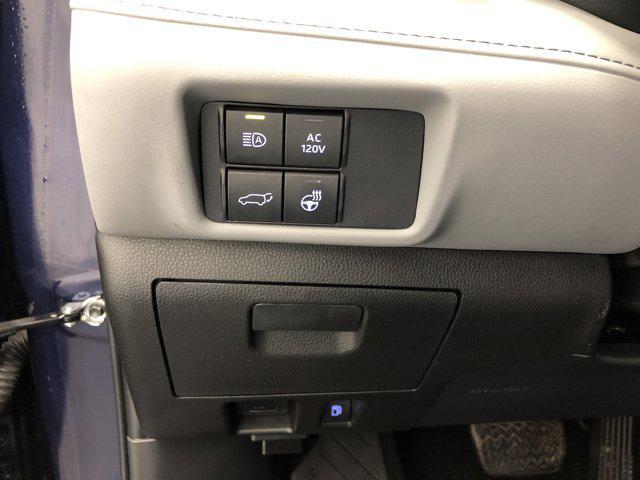 used 2022 Toyota Highlander Hybrid car, priced at $40,950