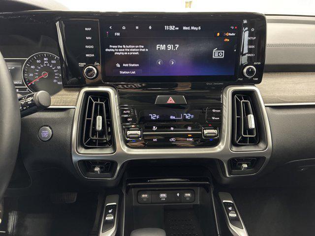 used 2023 Kia Sorento car, priced at $32,988