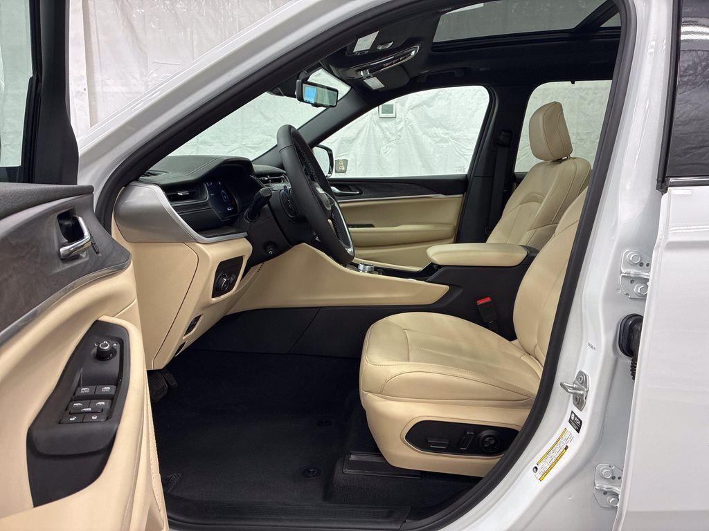 used 2024 Jeep Grand Cherokee L car, priced at $41,338