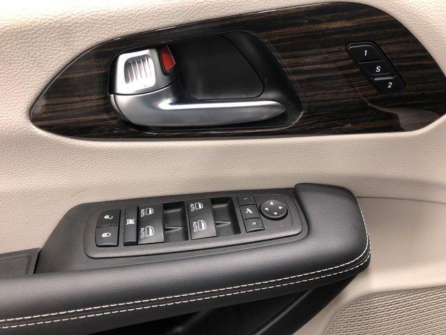 used 2024 Chrysler Pacifica car, priced at $39,988