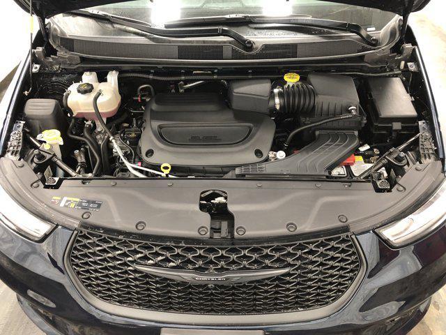 used 2025 Chrysler Pacifica car, priced at $40,988