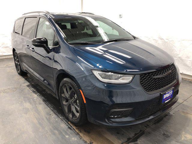used 2024 Chrysler Pacifica car, priced at $42,988