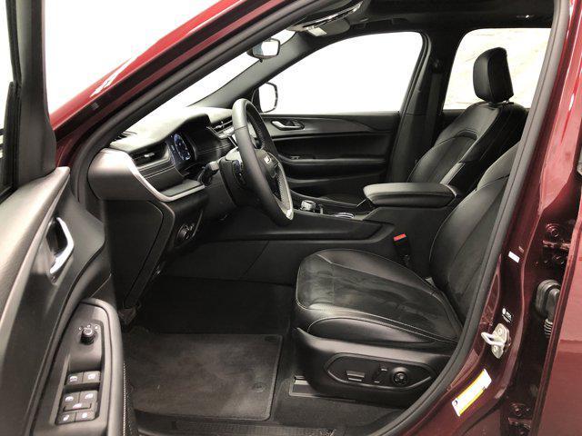 used 2024 Jeep Grand Cherokee car, priced at $34,977