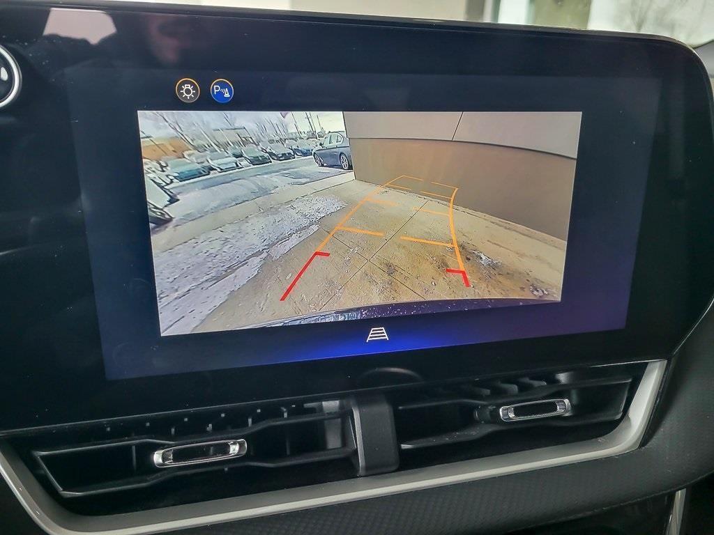 used 2025 Chevrolet Equinox car, priced at $27,250