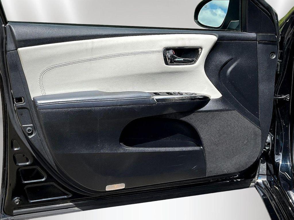 used 2015 Toyota Avalon car, priced at $17,304