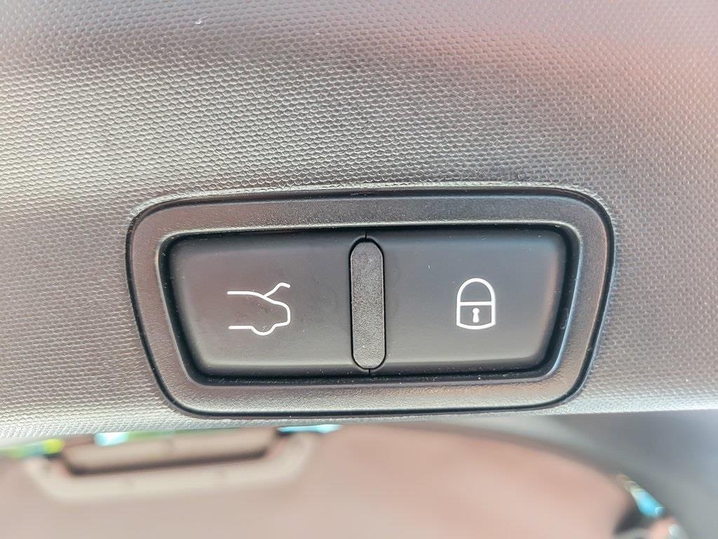 used 2022 Alfa Romeo Stelvio car, priced at $23,988