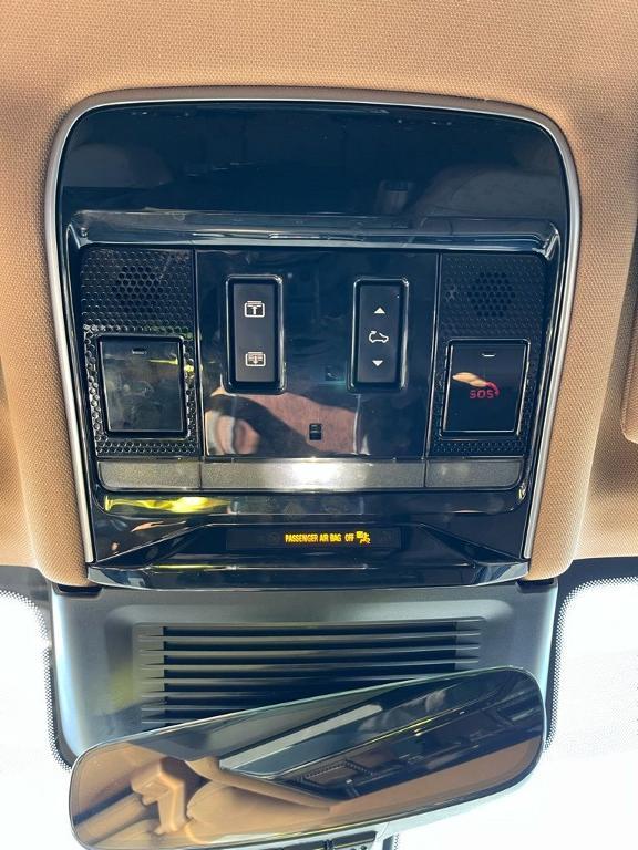 used 2023 Land Rover Range Rover car, priced at $79,888