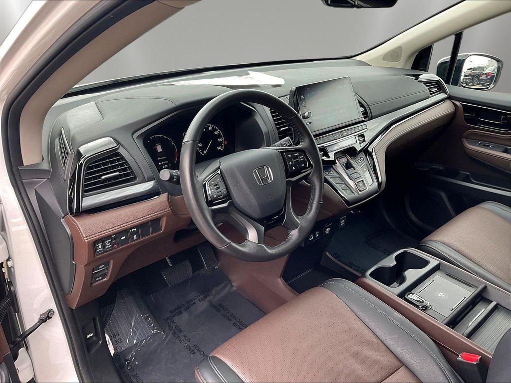 used 2025 Honda Odyssey car, priced at $46,699