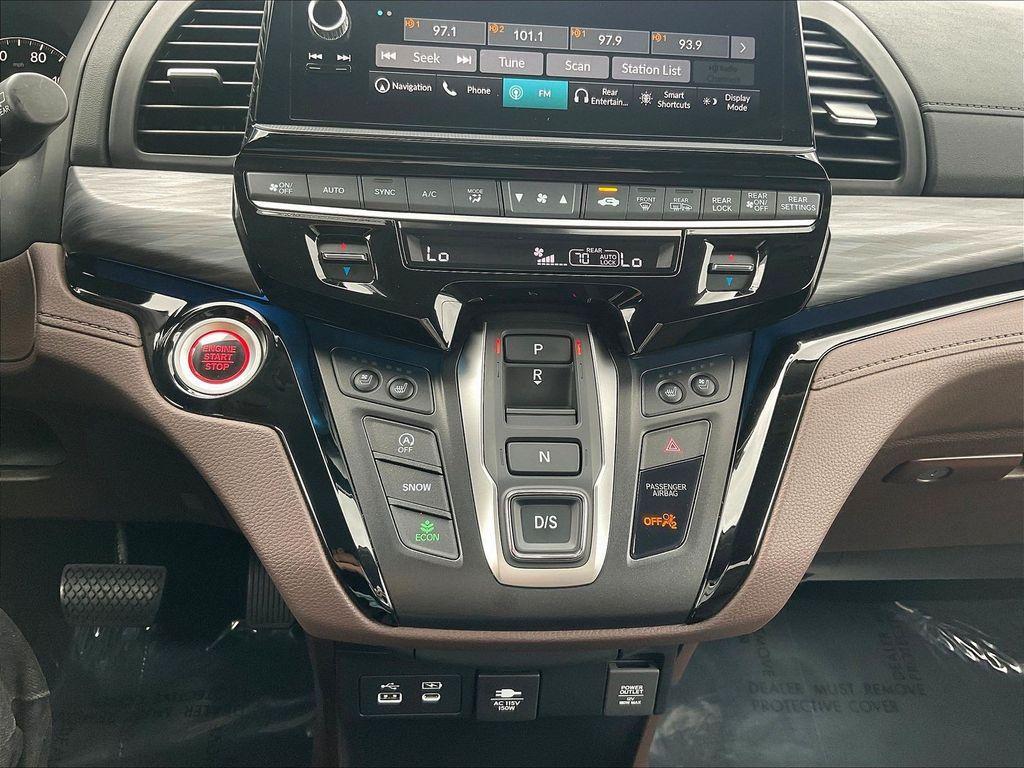 used 2025 Honda Odyssey car, priced at $46,699