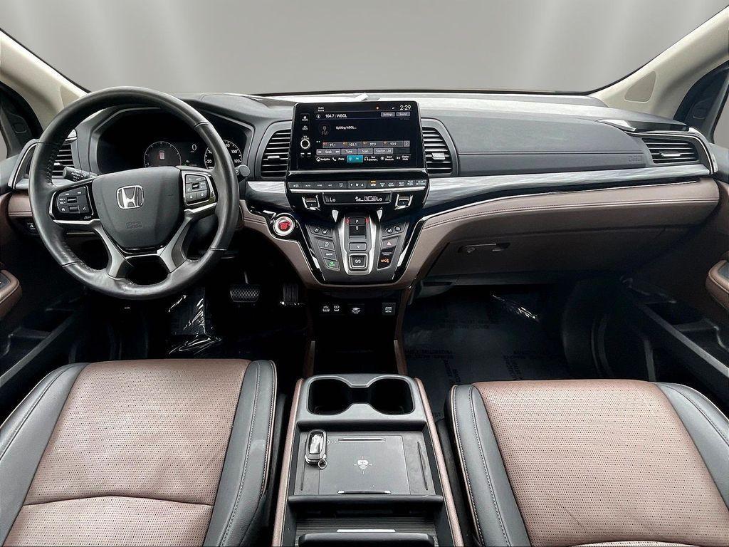 used 2025 Honda Odyssey car, priced at $46,699