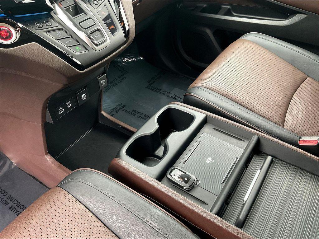 used 2025 Honda Odyssey car, priced at $46,699