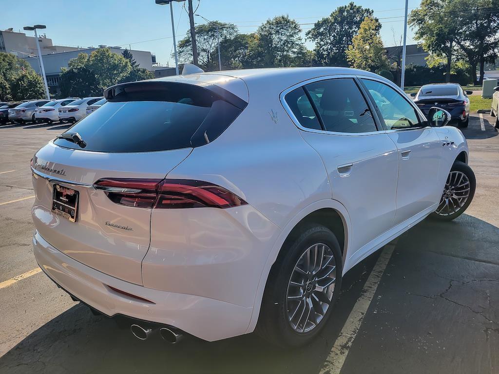 used 2023 Maserati Grecale car, priced at $38,598