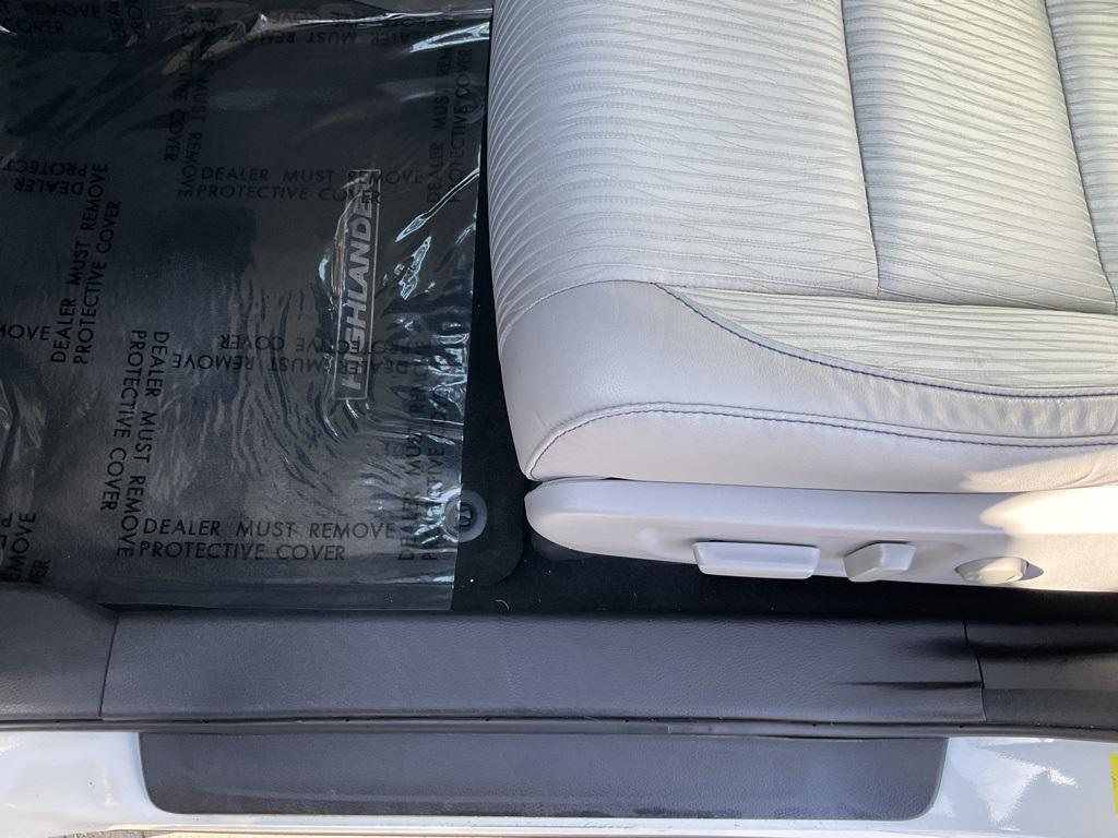 used 2018 Toyota Highlander car, priced at $21,500