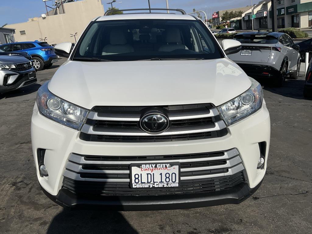 used 2018 Toyota Highlander car, priced at $21,500