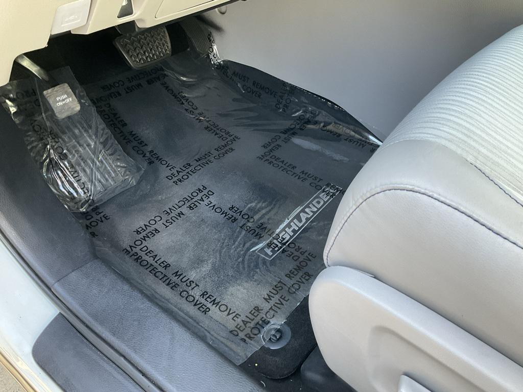 used 2018 Toyota Highlander car, priced at $21,500