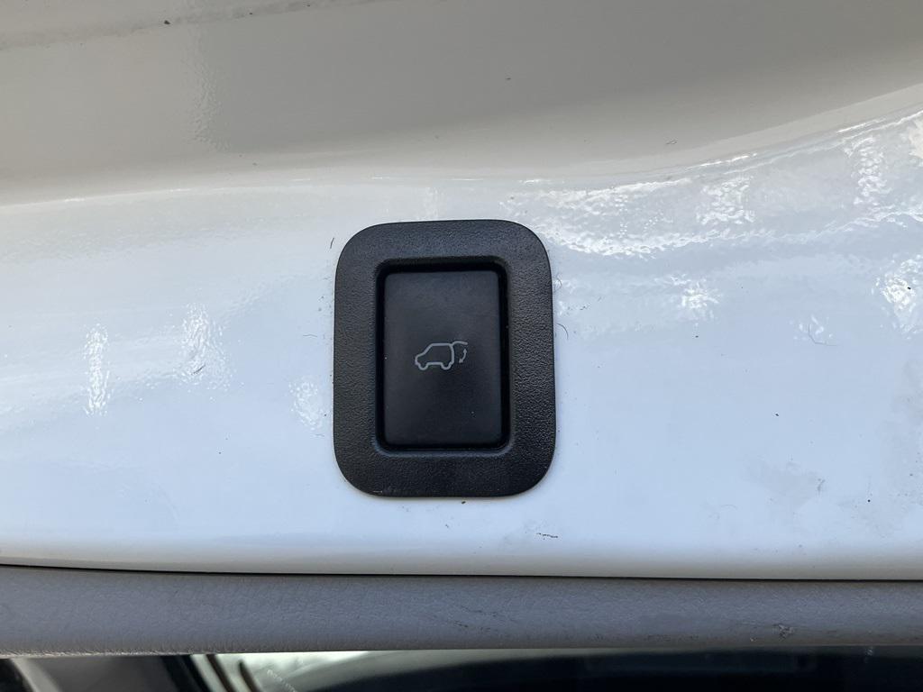 used 2018 Toyota Highlander car, priced at $21,500