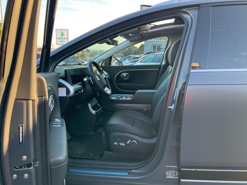 used 2026 Hyundai IONIQ 9 car, priced at $53,998