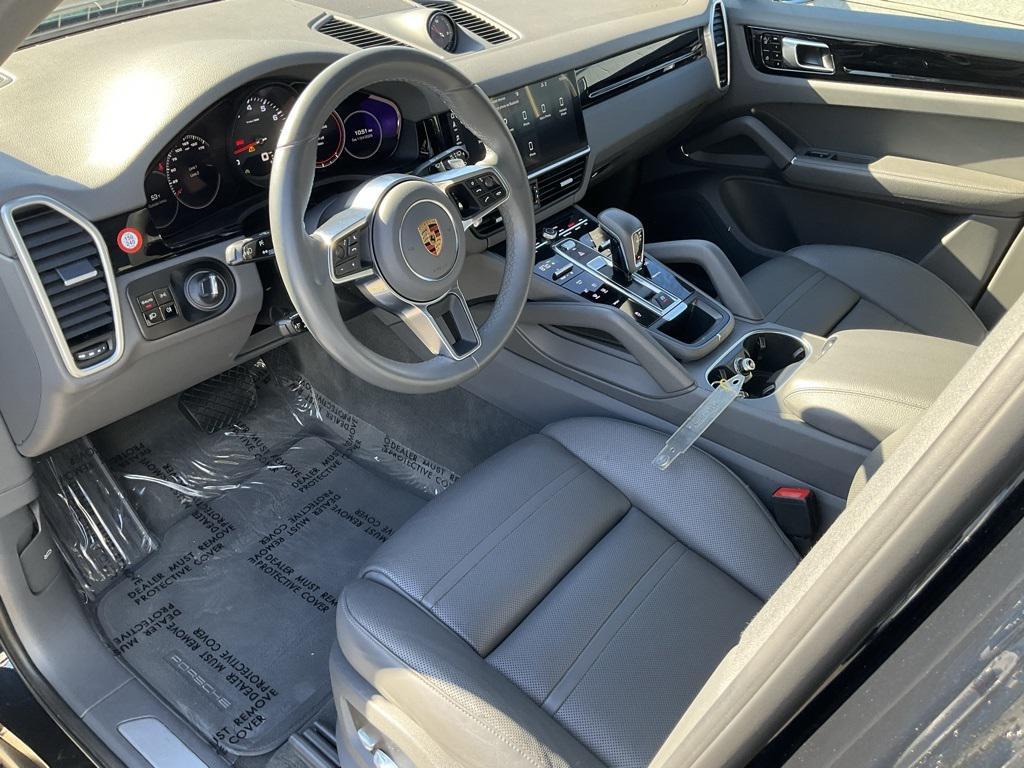 used 2019 Porsche Cayenne car, priced at $30,998