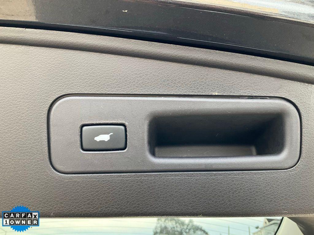 used 2015 Acura MDX car, priced at $15,998